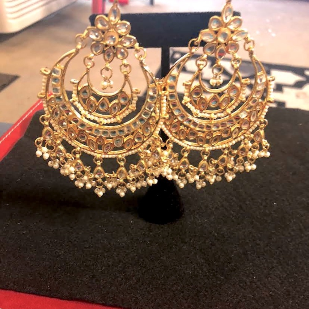 Long kundan chand Bali